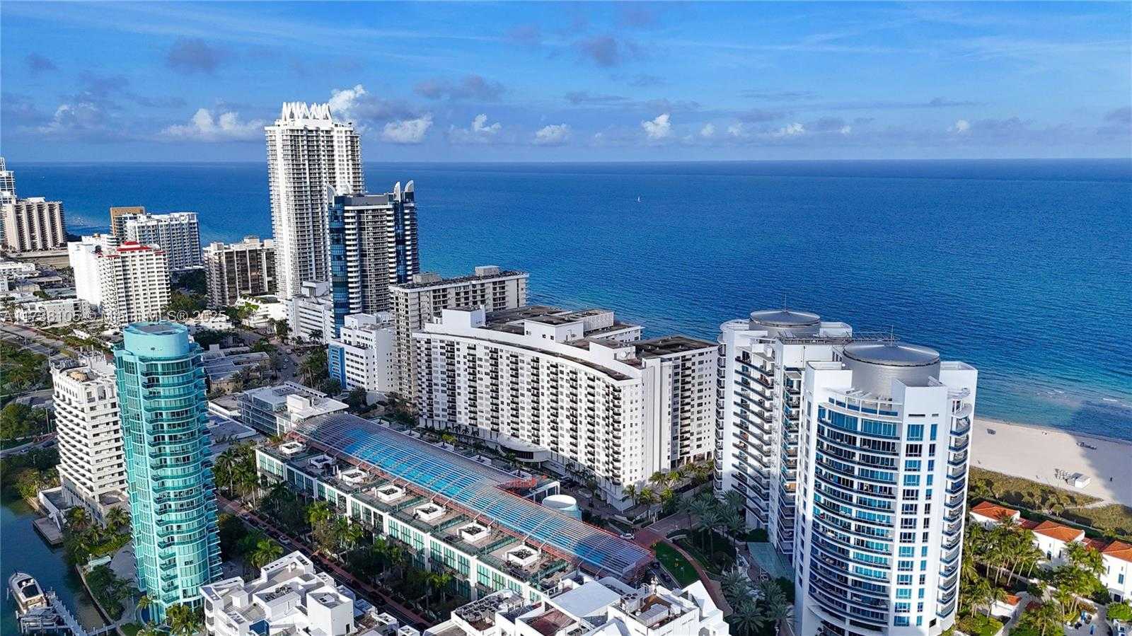 Small Image of 6039 COLLINS AVE #311, Miami Beach Number 38
