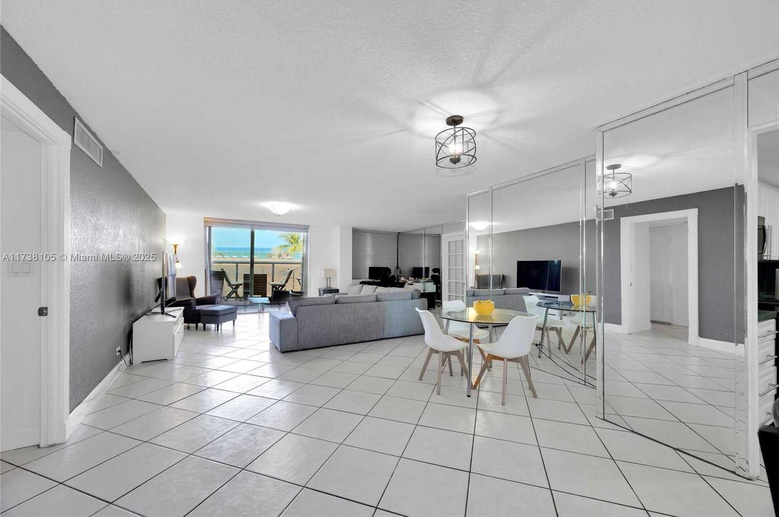 Small Image of 6039 COLLINS AVE #311, Miami Beach Number 9