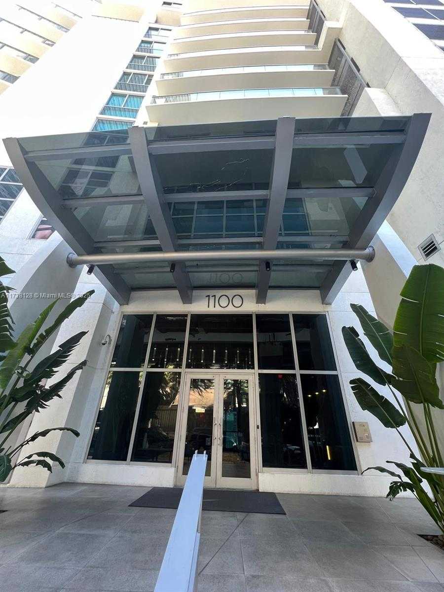 Small Image of 1100 S Miami Ave, Miami, FL 33130, USA Number 10