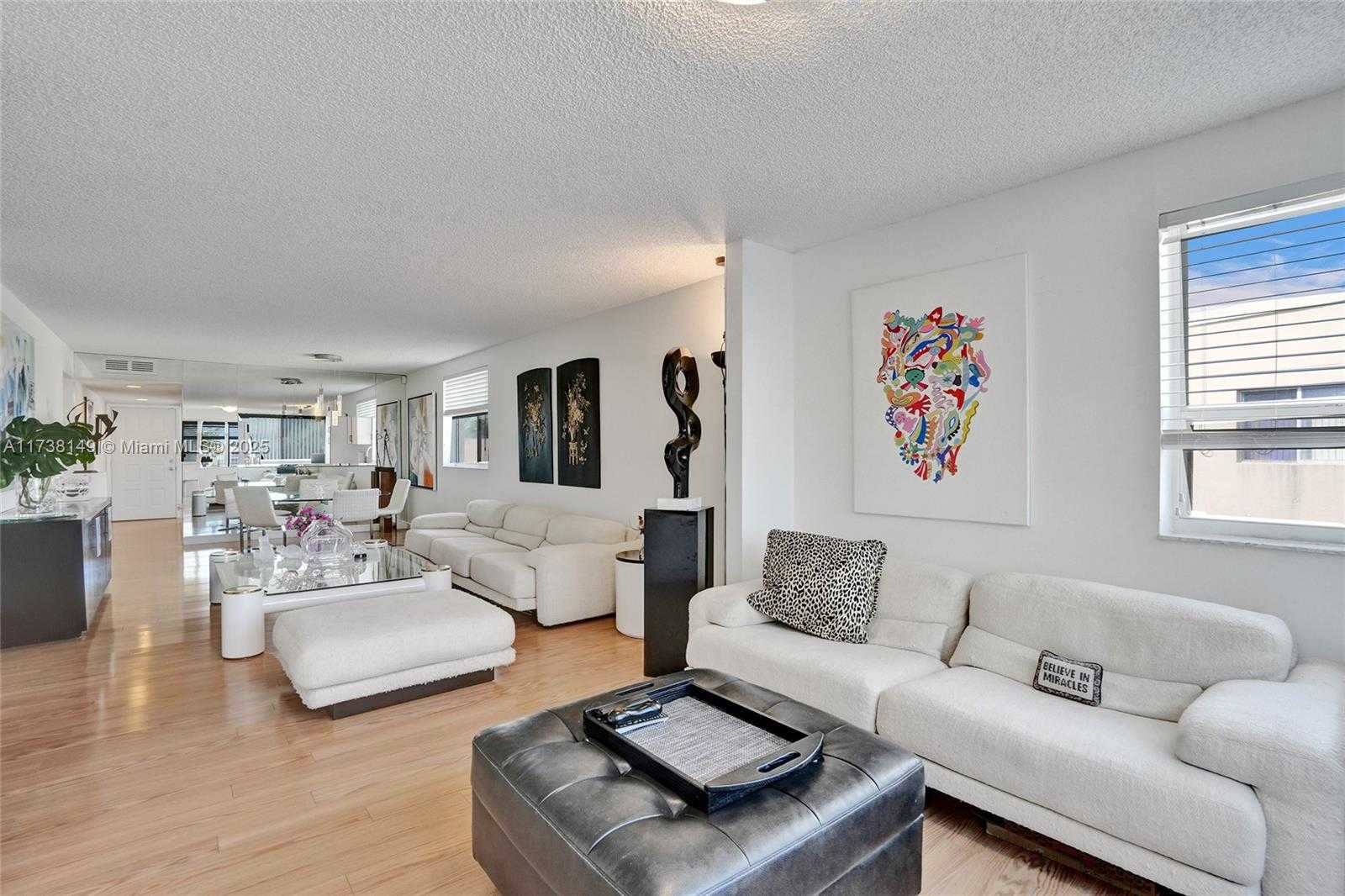 Small Image of 7368 DEVON DR #301, Tamarac Number 11