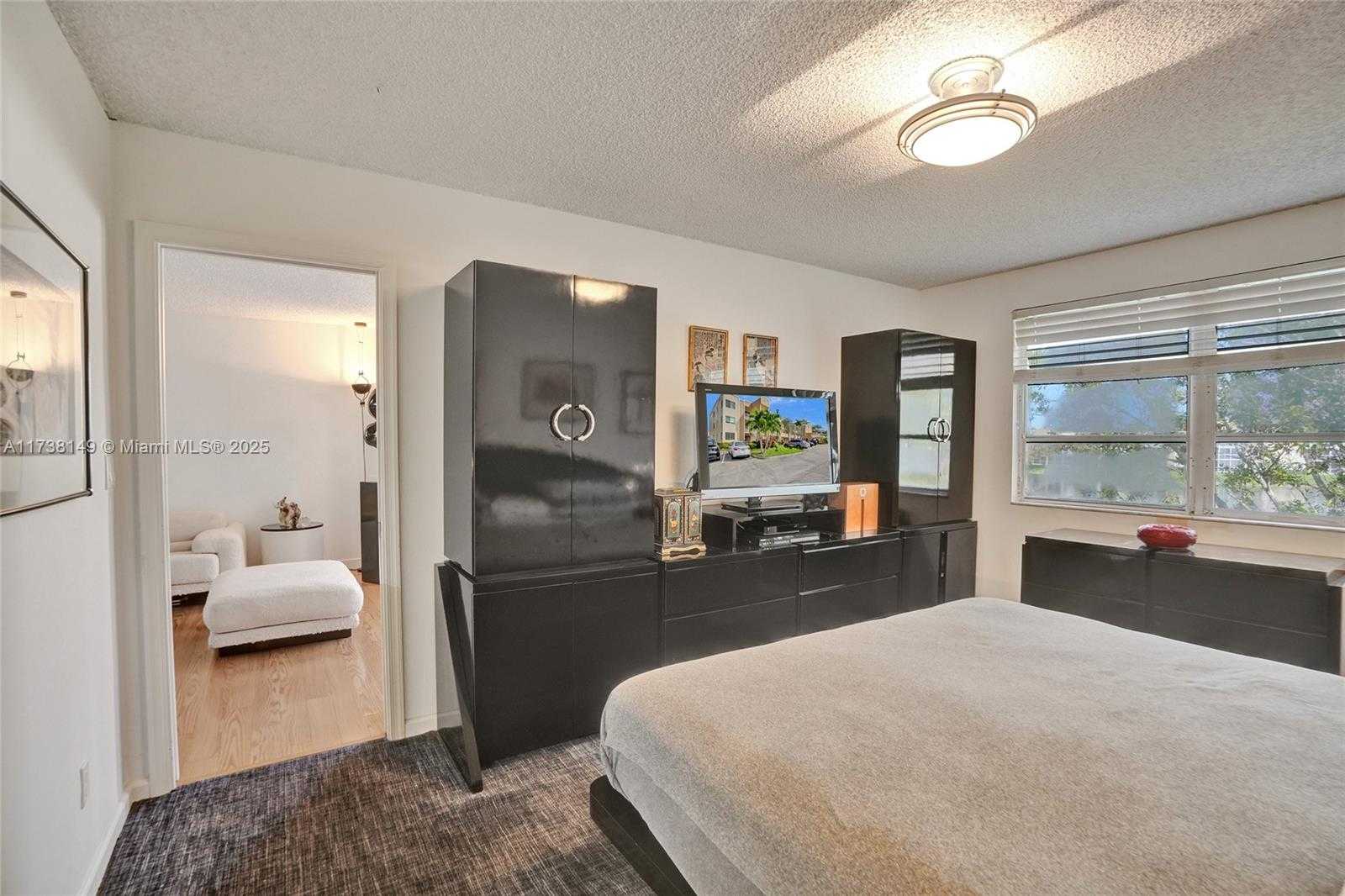 Small Image of 7368 DEVON DR #301, Tamarac Number 14