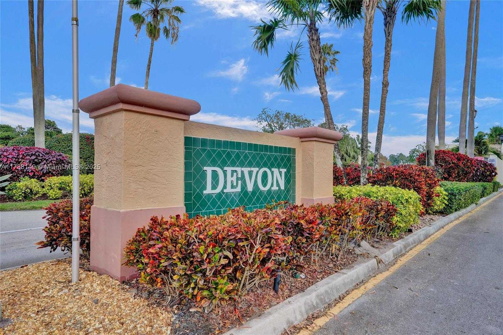 Small Image of 7368 DEVON DR #301, Tamarac Number 36