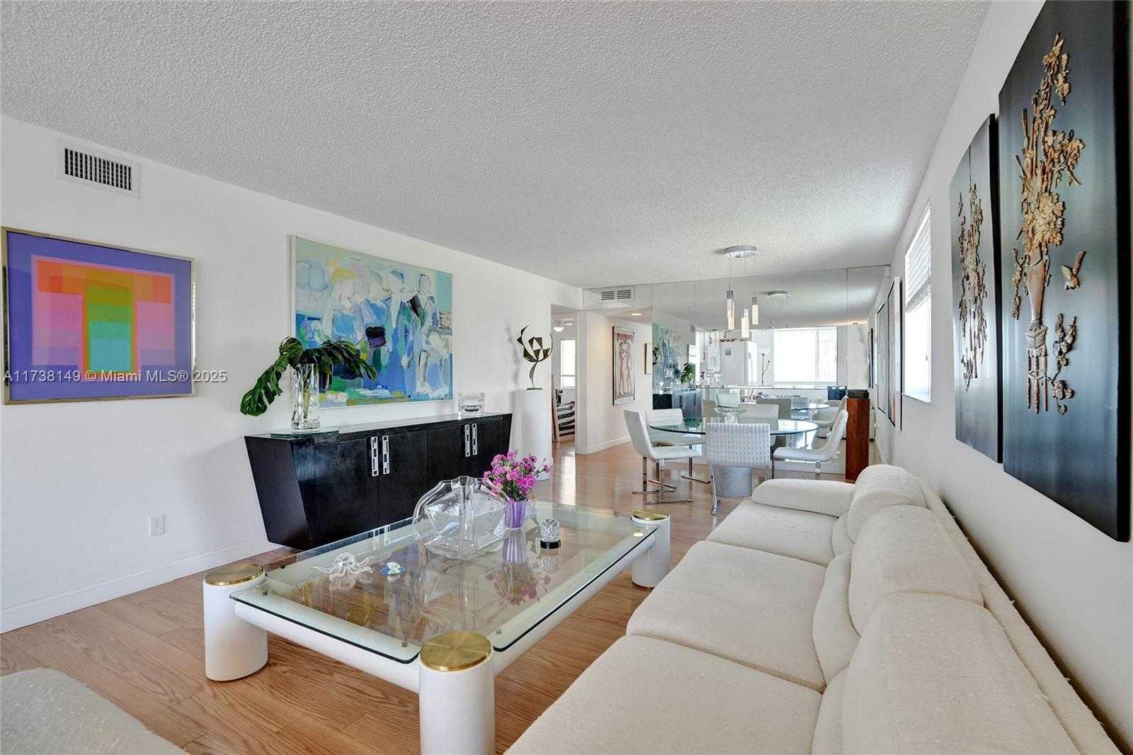 Small Image of 7368 DEVON DR #301, Tamarac Number 4
