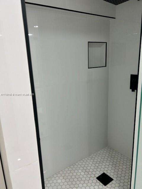 Small Image of 4850 #314, Davie Number 18