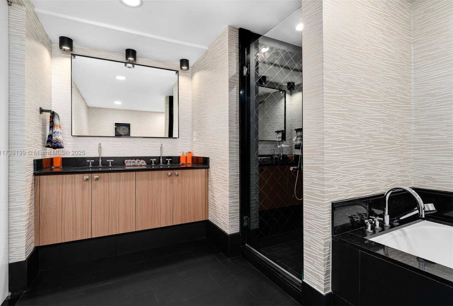 Small Image of 101 20TH ST #2802, Miami Beach Number 12