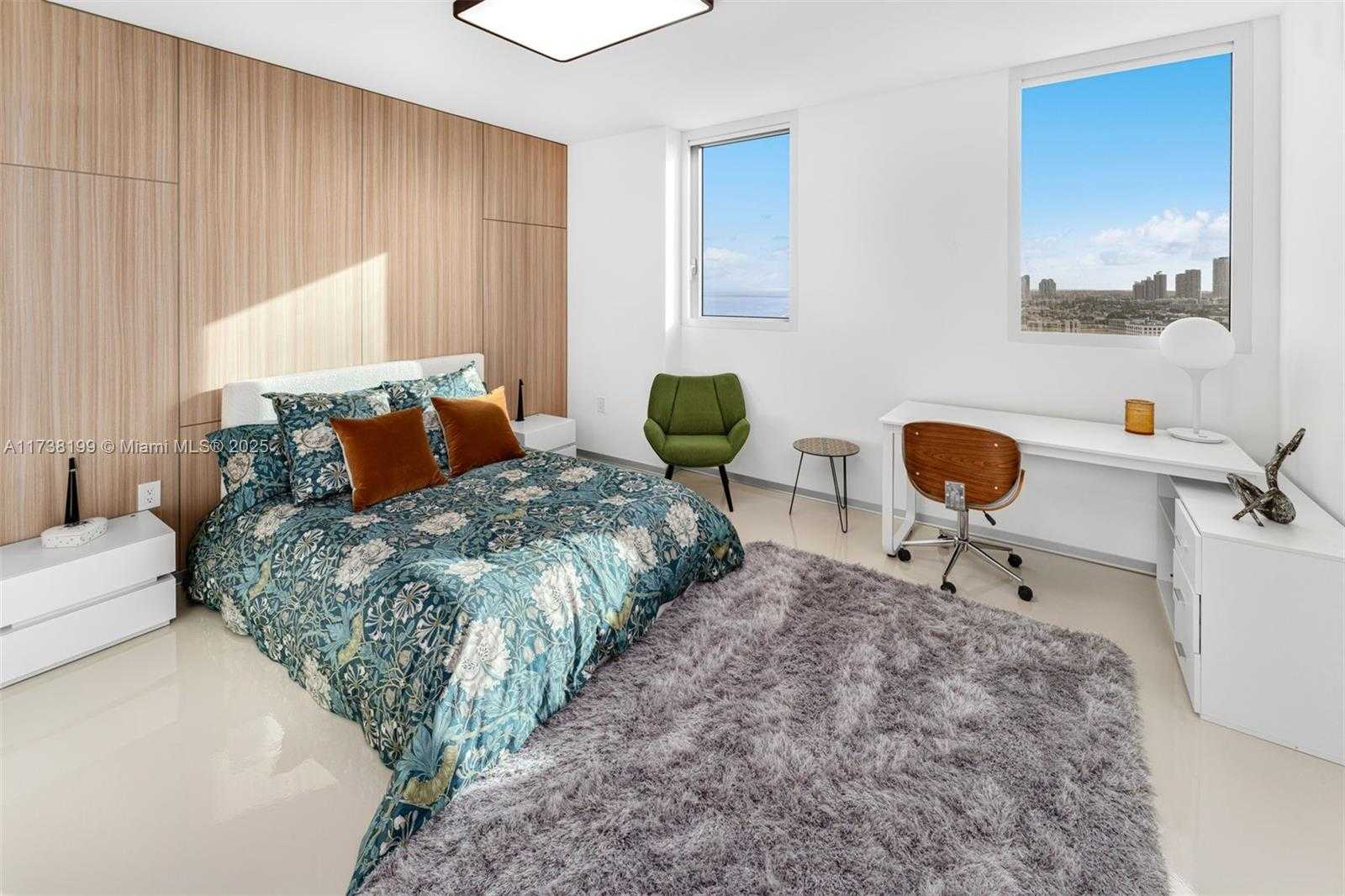 Small Image of 101 20TH ST #2802, Miami Beach Number 13