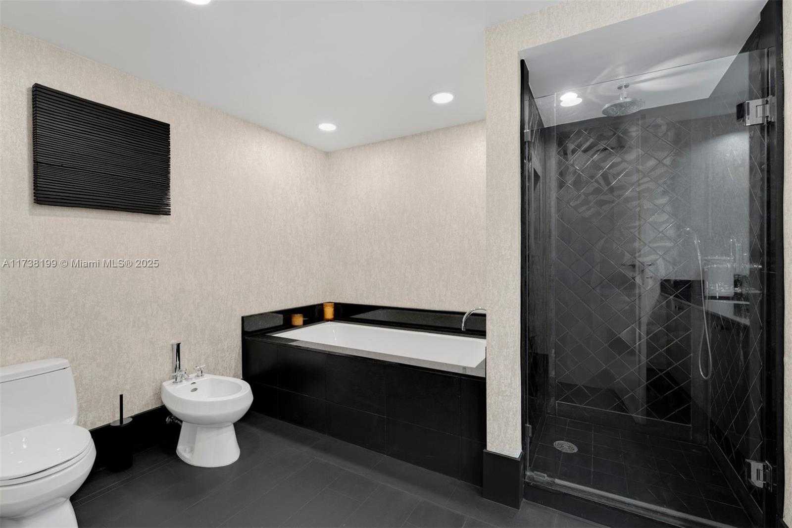 Small Image of 101 20TH ST #2802, Miami Beach Number 14