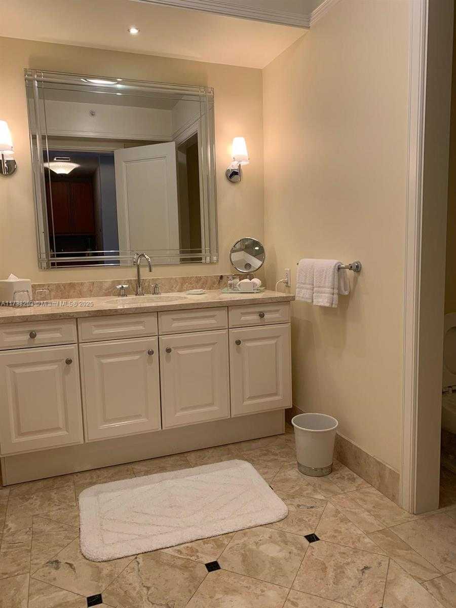 Small Image of 1435 BRICKELL AVE #3506, Miami Number 7