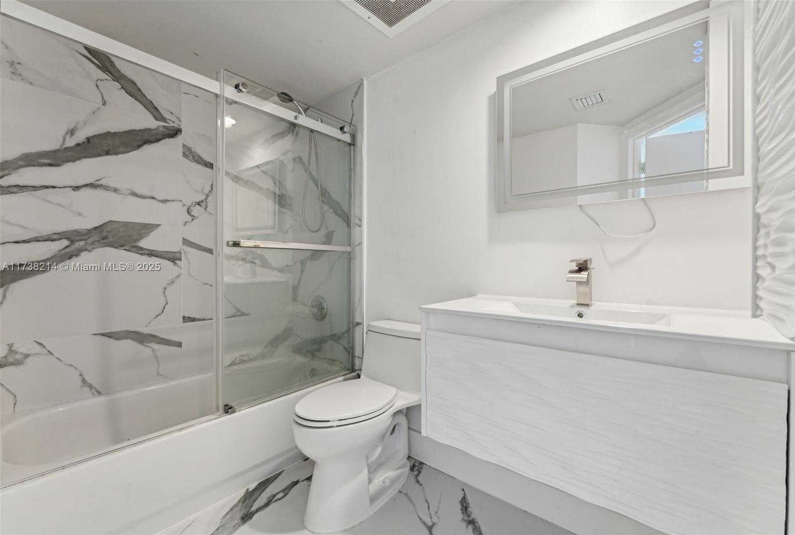 Small Image of 9201 COLLINS AVE #821, Surfside Number 30