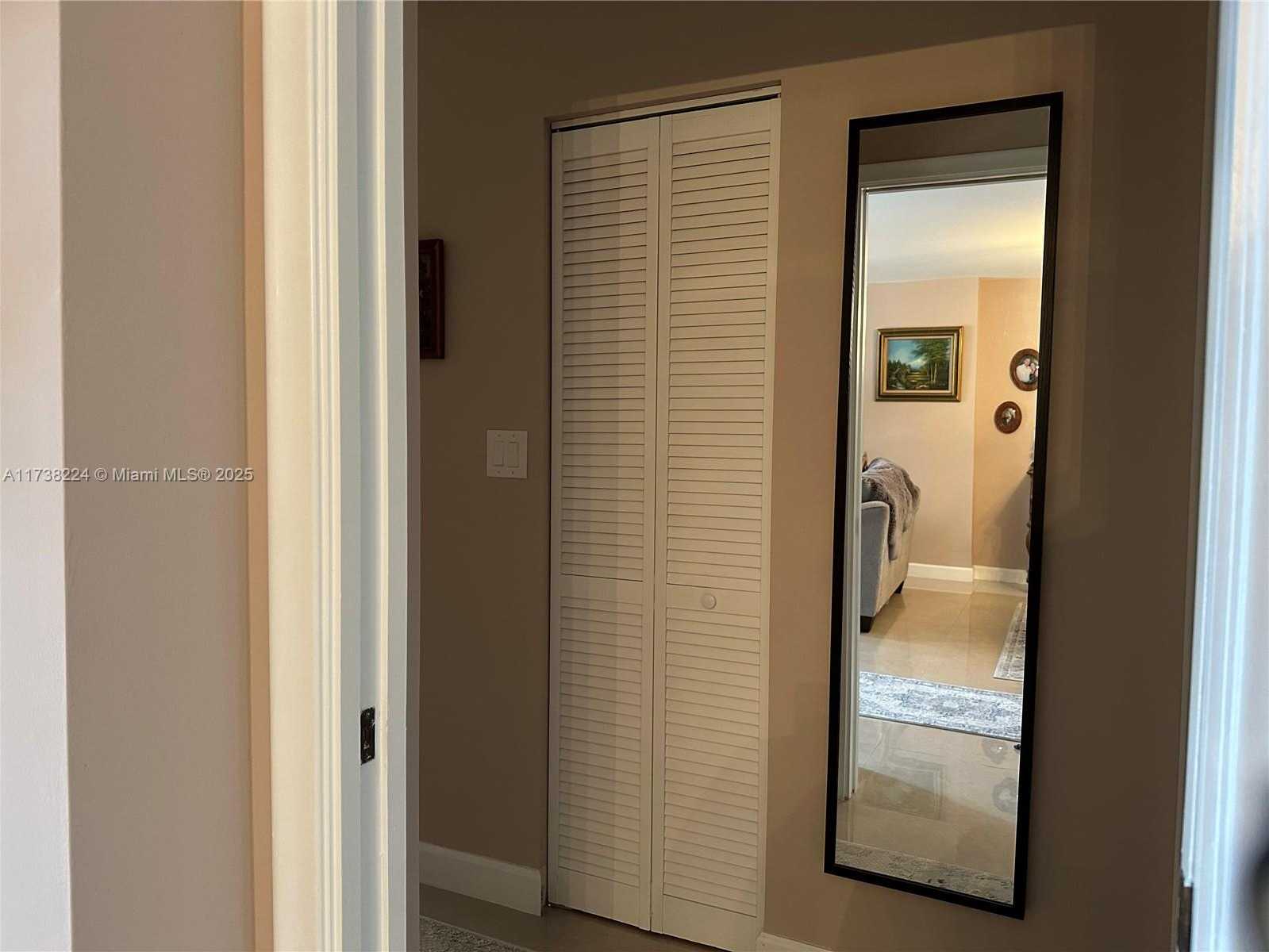 Small Image of 1865 SOUTH OCEAN DR #6H, Hallandale Beach Number 14