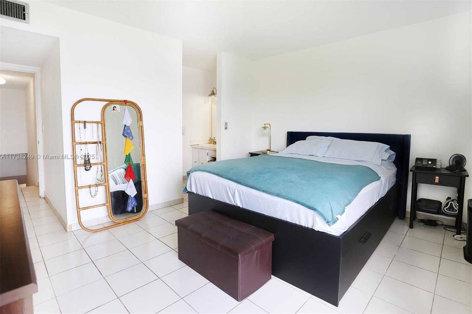 Small Image of 315 NORTH WEST 109TH AVE #205, Miami Number 14
