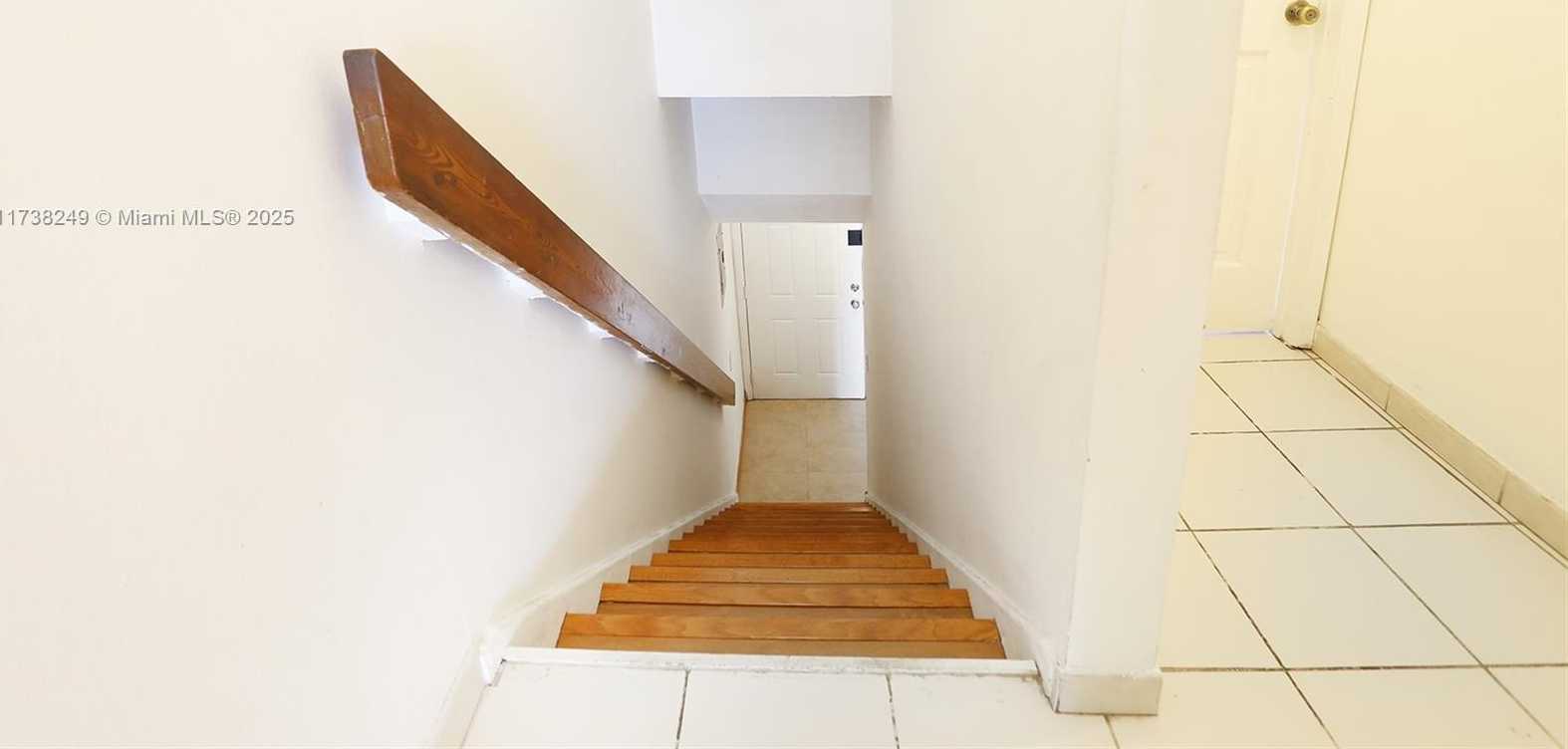 Small Image of 315 NORTH WEST 109TH AVE #205, Miami Number 25