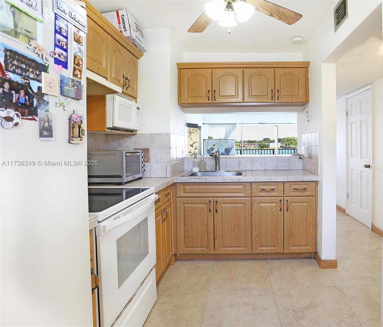 Small Image of 315 NORTH WEST 109TH AVE #205, Miami Number 8