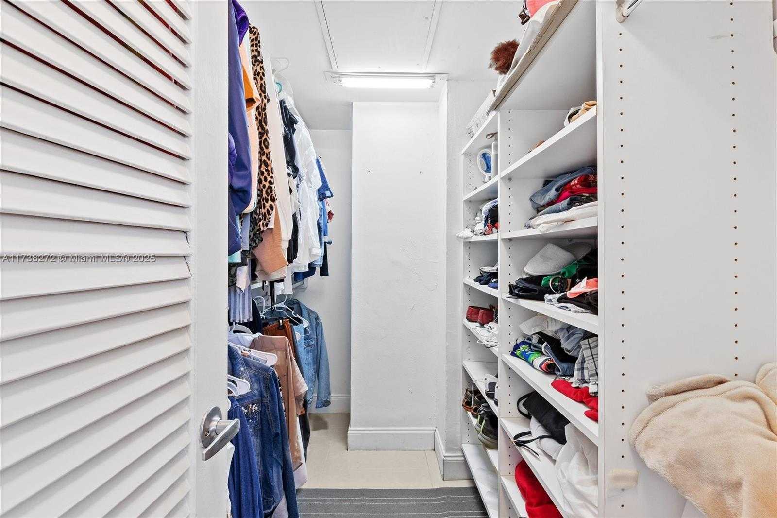 Small Image of 3001 SOUTH OCEAN DR #647, Hollywood Number 14