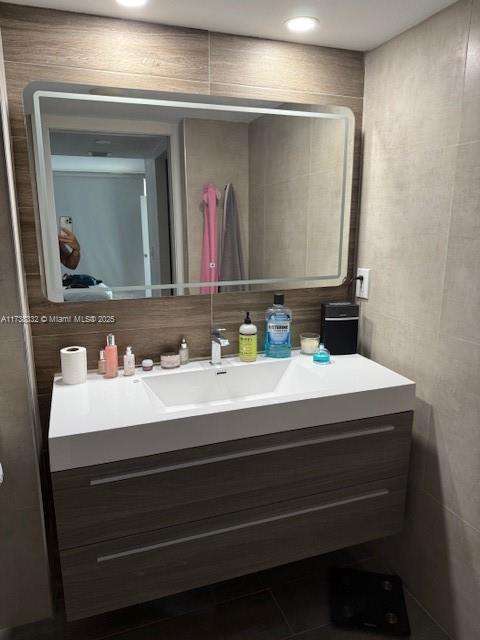 Small Image of 3375 NORTH COUNTRY CLUB DR #1409, Aventura Number 13