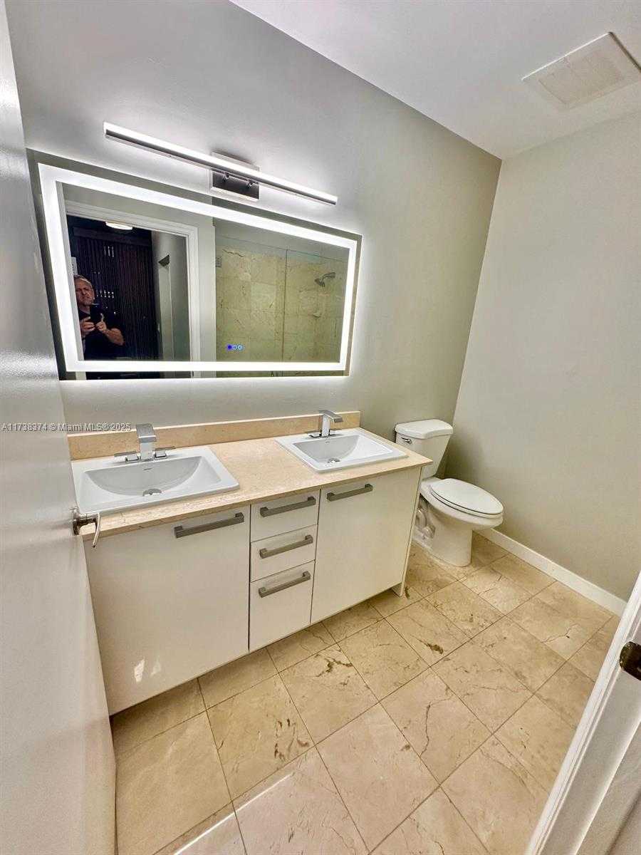 Small Image of 2525 SOUTH WEST 3RD #906, Miami Number 28