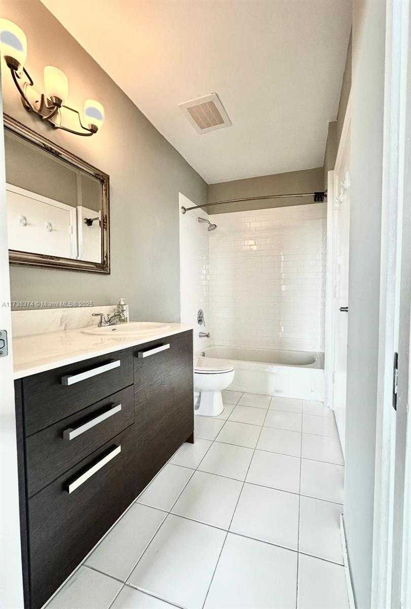 Small Image of 2525 SOUTH WEST 3RD #906, Miami Number 32