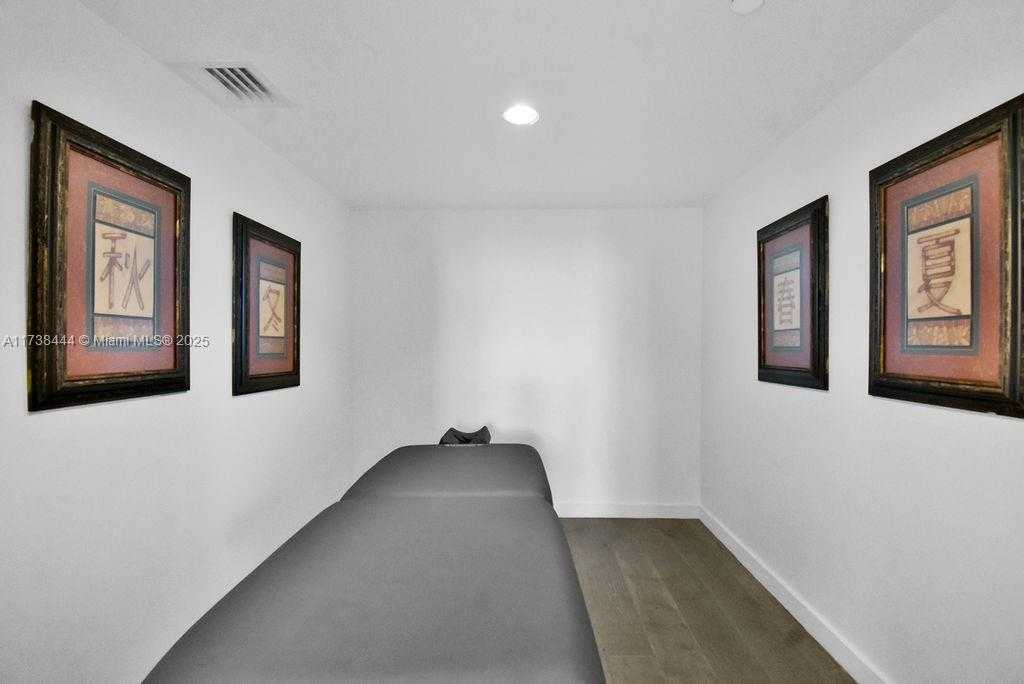 Small Image of 1330 WEST AVE #3601, Miami Beach Number 18