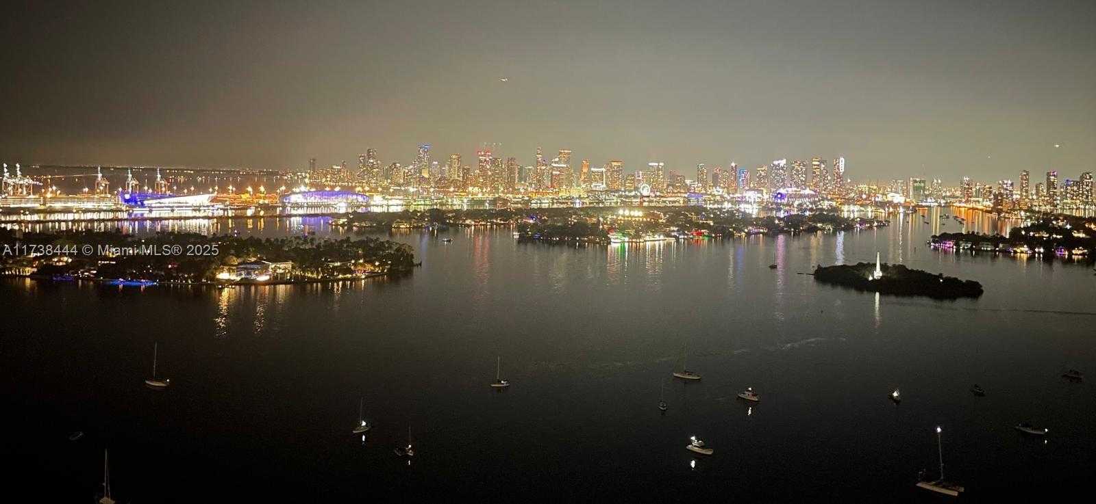 Small Image of 1330 WEST AVE #3601, Miami Beach Number 3