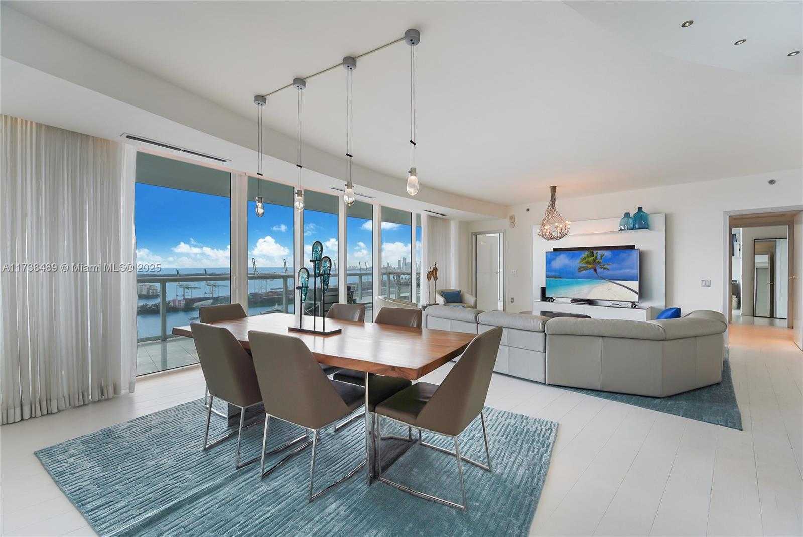 Small Image of 450 ALTON RD #3401, Miami Beach Number 3