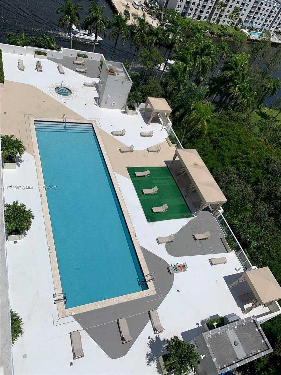 Small Image of 1861 NORTH WEST SOUTH RIVER DRIVE #1609, Miami Number 3