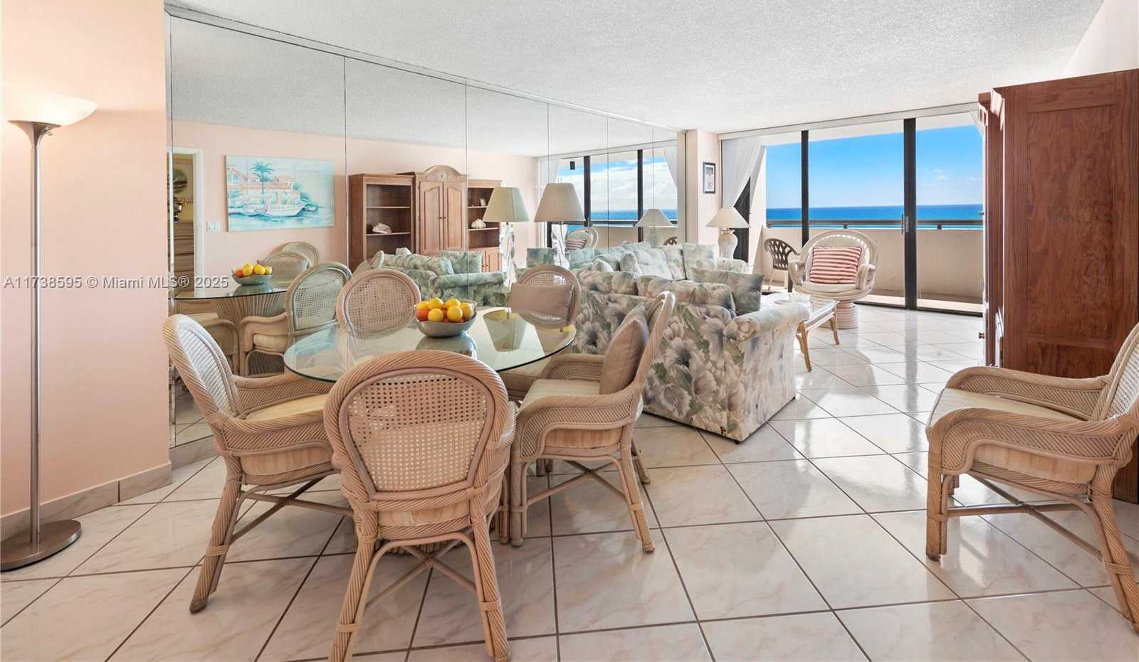 Small Image of 2555 COLLINS AVE #2005, Miami Beach Number 10