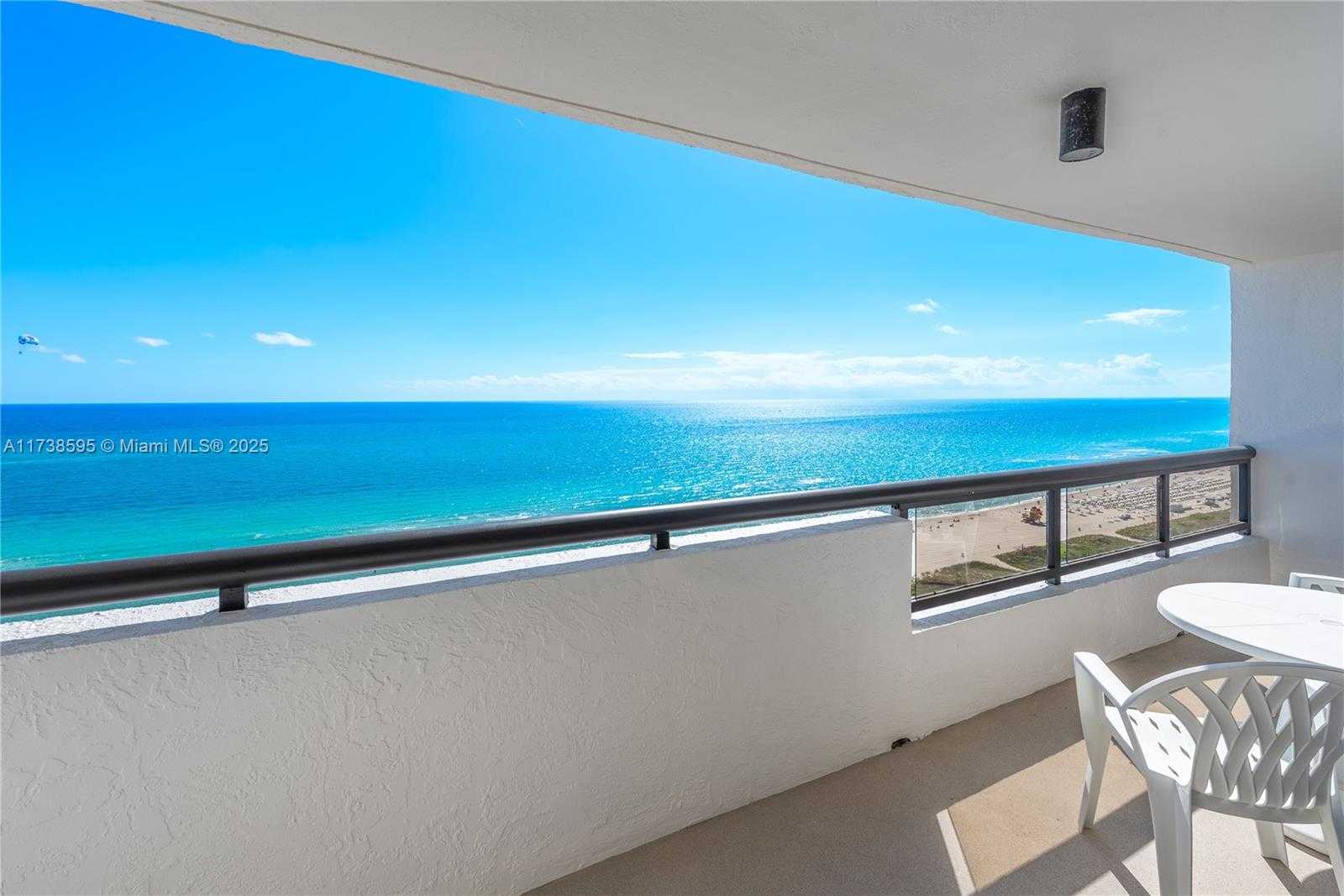 Small Image of 2555 COLLINS AVE #2005, Miami Beach Number 4