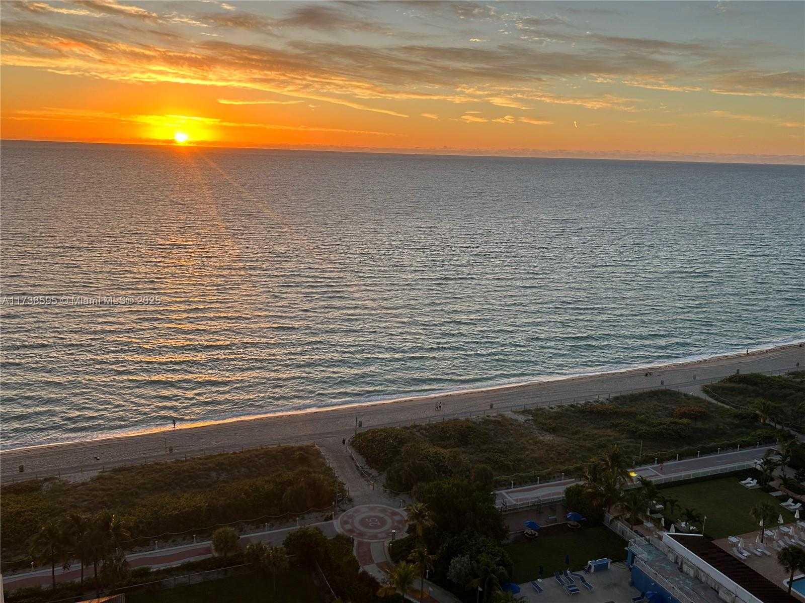 Small Image of 2555 COLLINS AVE #2005, Miami Beach Number 71