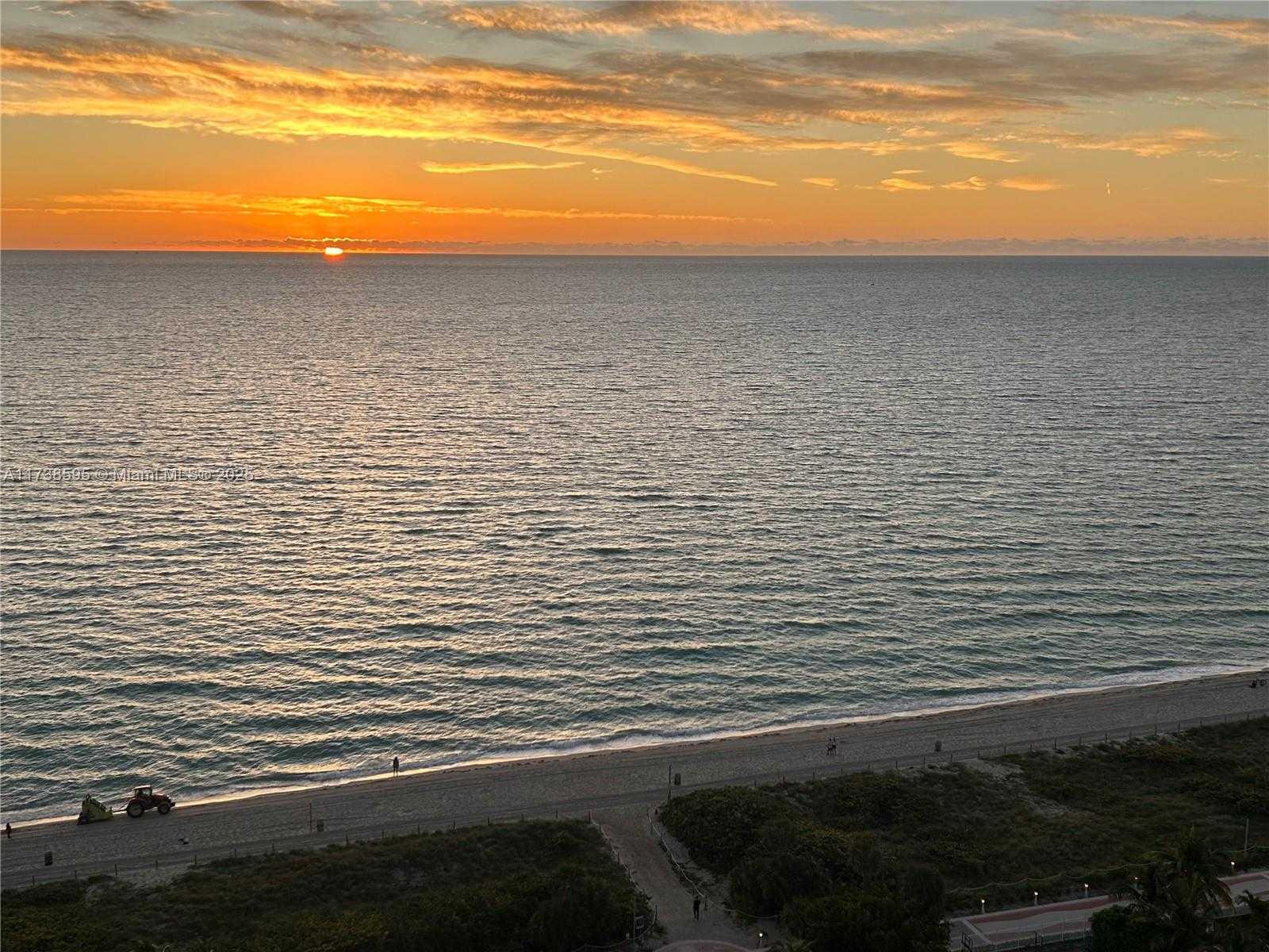 Small Image of 2555 COLLINS AVE #2005, Miami Beach Number 72