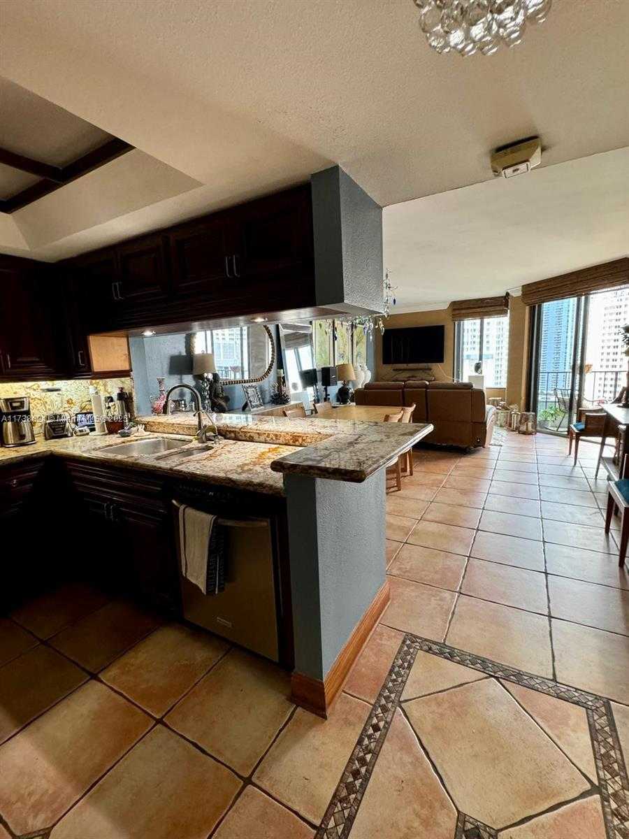 Small Image of 520 BRICKELL KEY DR #A1912, Miami Number 10