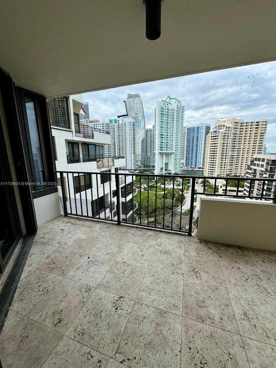 Small Image of 520 BRICKELL KEY DR #A1912, Miami Number 19