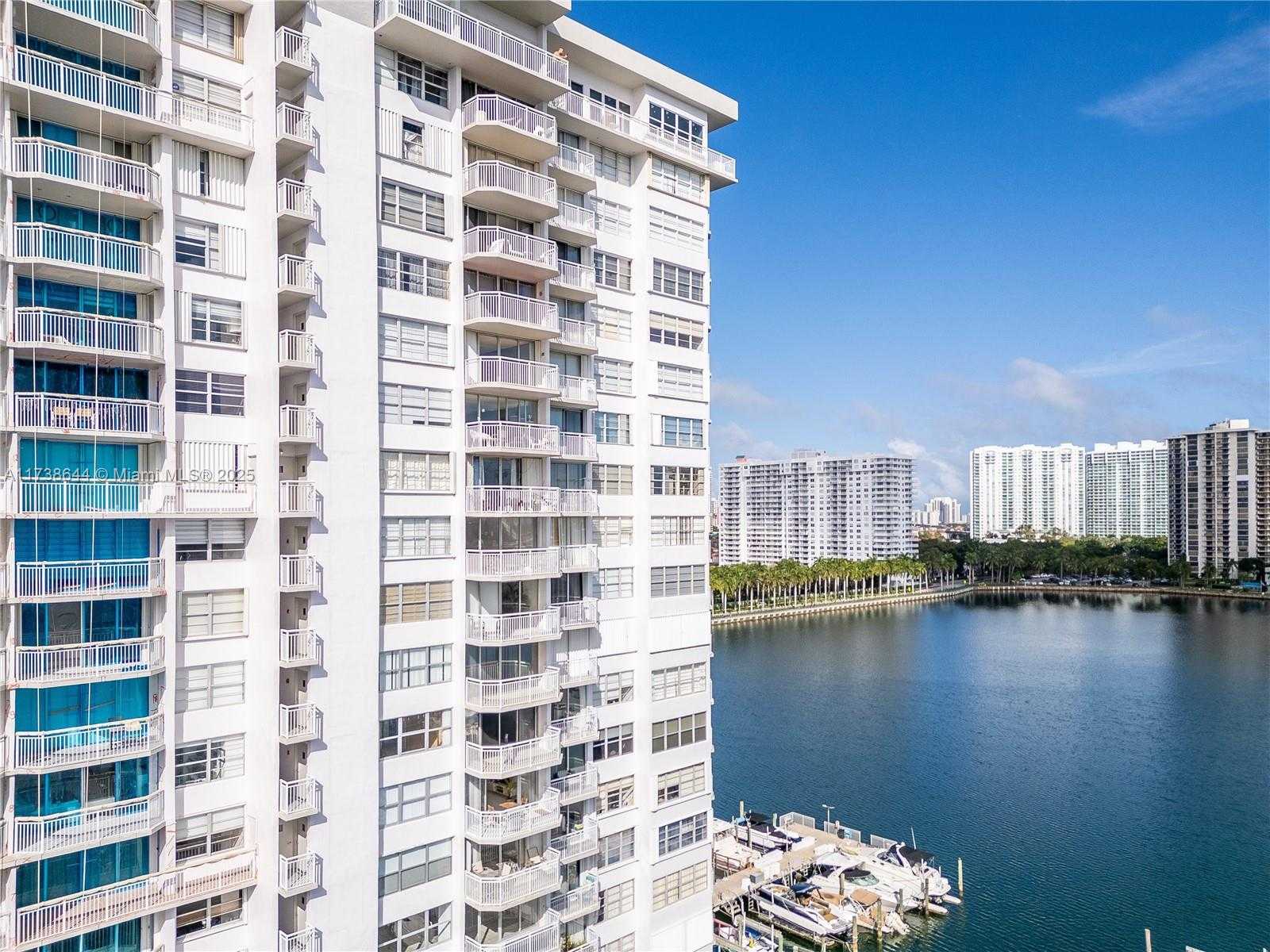 Small Image of 18081 BISCAYNE BLVD #803, Aventura Number 16