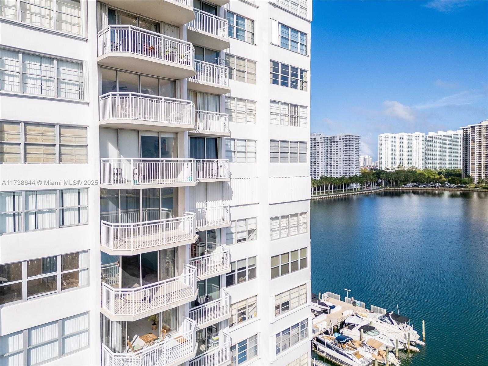 Small Image of 18081 BISCAYNE BLVD #803, Aventura Number 18