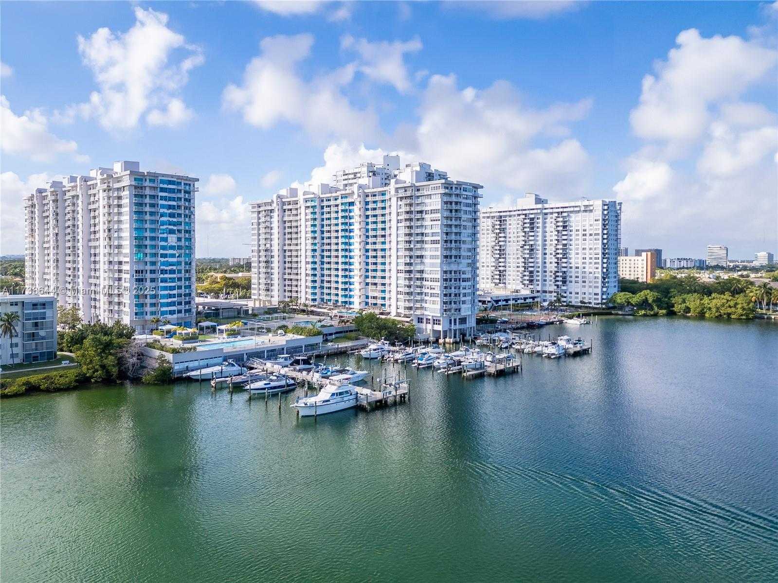 Small Image of 18081 BISCAYNE BLVD #803, Aventura Number 42