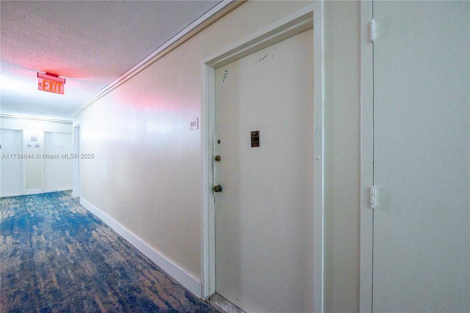 Small Image of 18081 BISCAYNE BLVD #803, Aventura Number 43