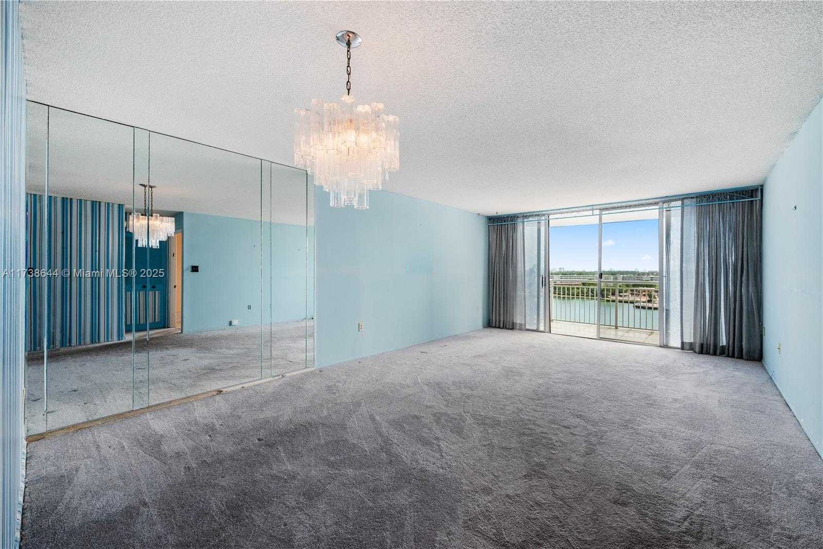 Small Image of 18081 BISCAYNE BLVD #803, Aventura Number 47
