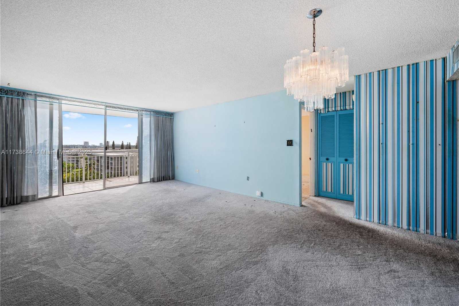 Small Image of 18081 BISCAYNE BLVD #803, Aventura Number 50