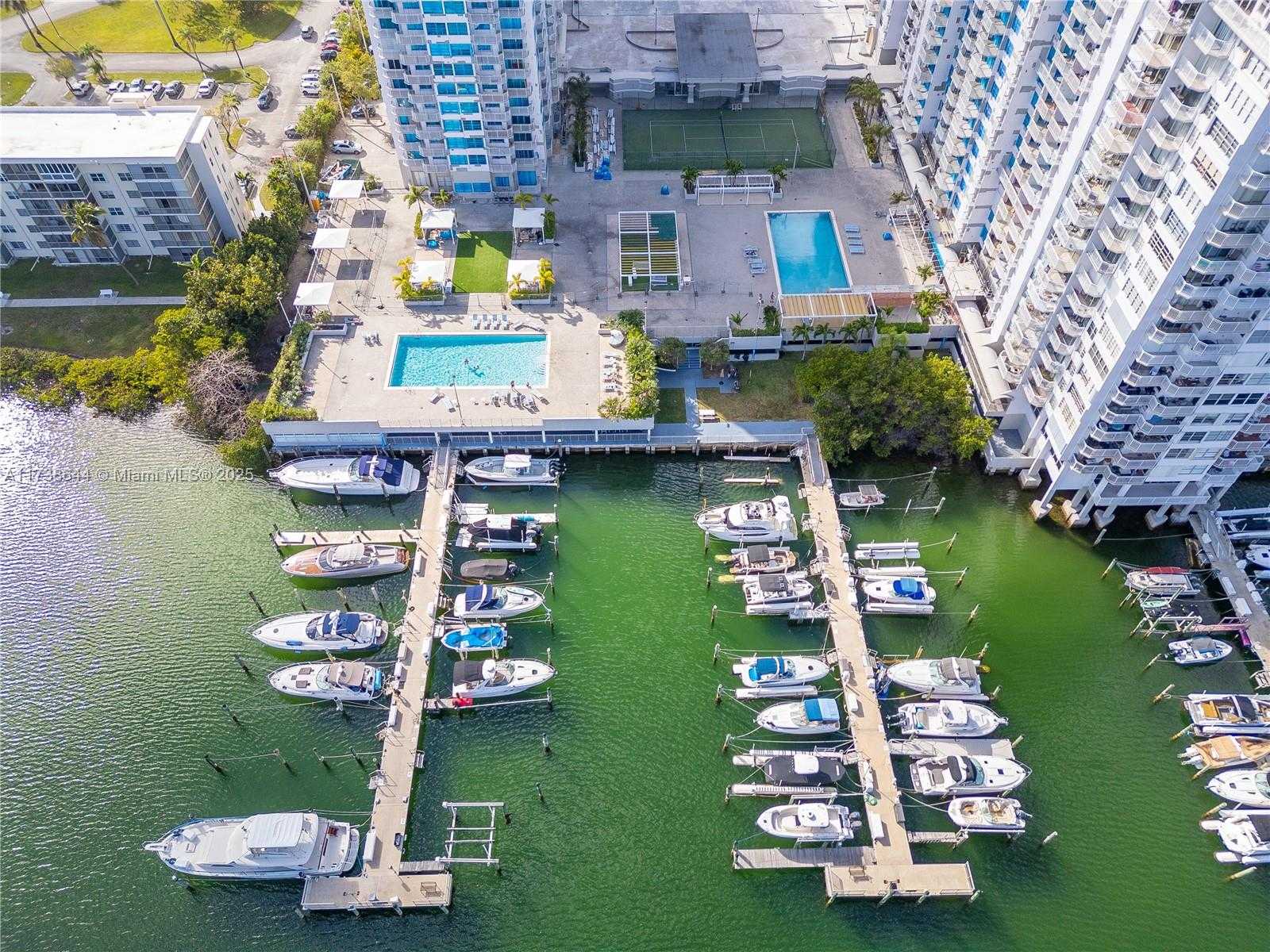 Small Image of 18081 BISCAYNE BLVD #803, Aventura Number 6