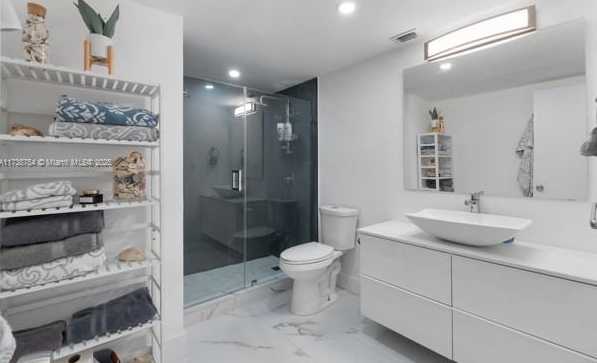 Small Image of 19390 Collins Ave, Sunny Isles Beach, FL 33160, USA Number 24