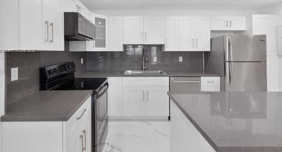 Small Image of 19390 Collins Ave, Sunny Isles Beach, FL 33160, USA Number 34
