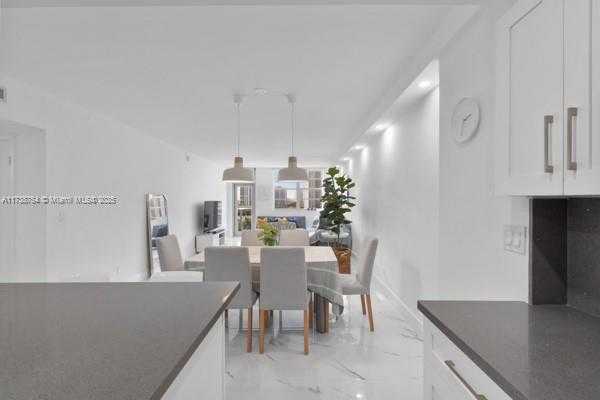 Small Image of 19390 Collins Ave, Sunny Isles Beach, FL 33160, USA Number 36