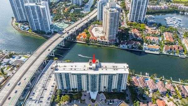 Small Image of 19390 Collins Ave, Sunny Isles Beach, FL 33160, USA Number 41