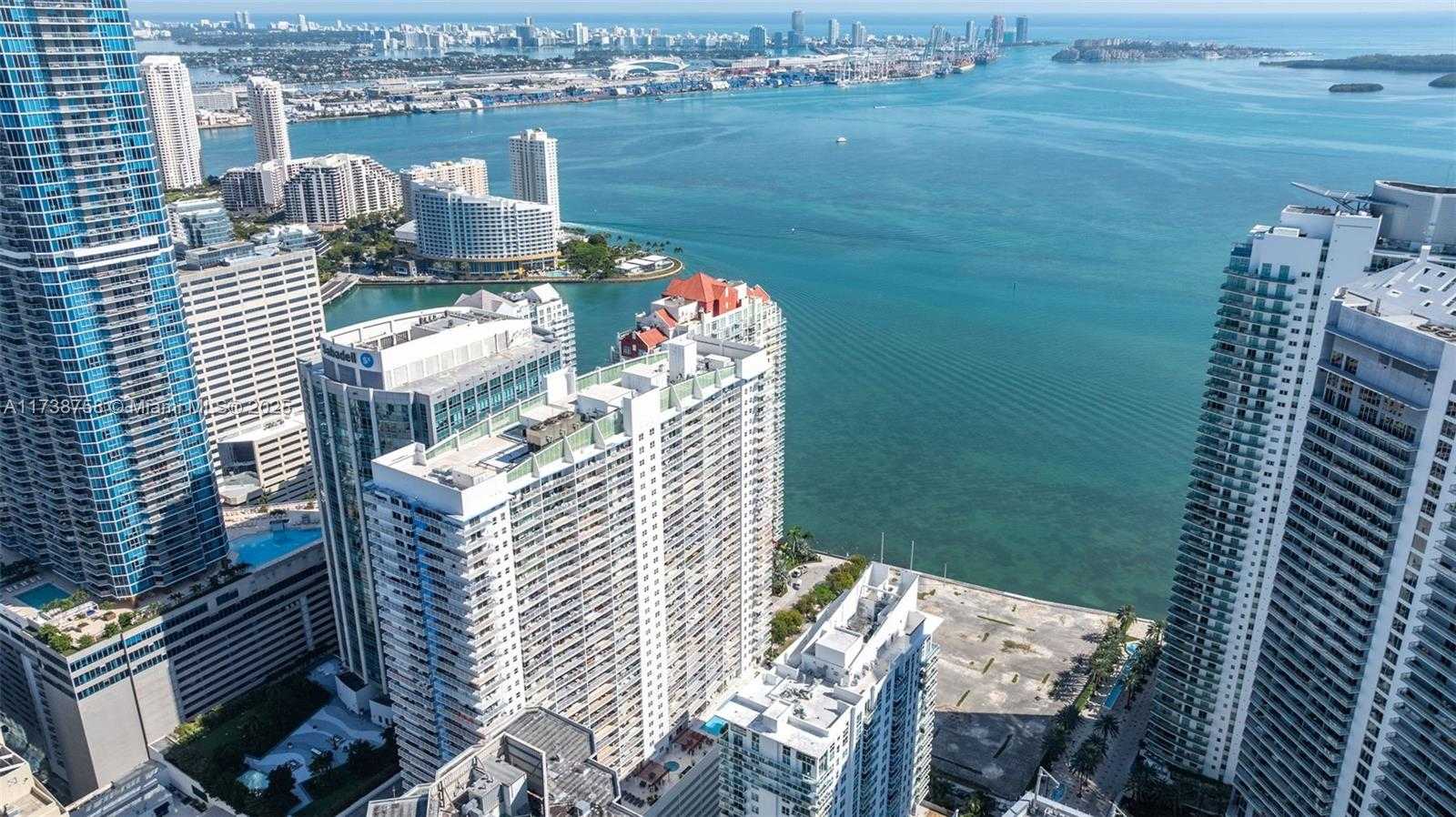 Small Image of 1200 BRICKELL BAY DR #2821, Miami Number 27