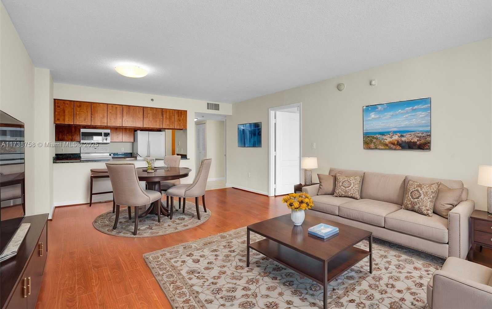 Small Image of 1200 BRICKELL BAY DR #2821, Miami Number 9