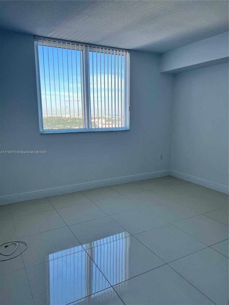 Small Image of 1861 NORTH WEST S RIVER DR #2301, Miami Number 6