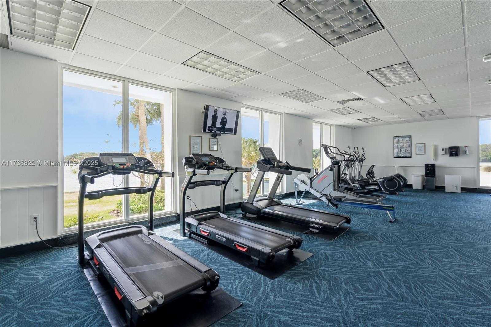 Small Image of 500 BAYVIEW DR #1419, Sunny Isles Beach Number 11