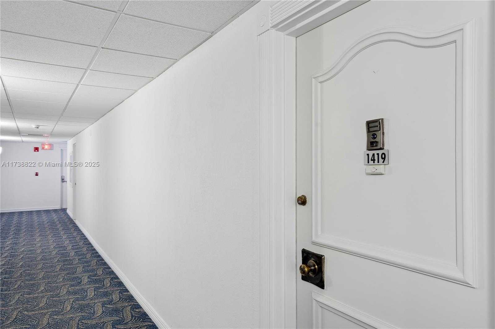Small Image of 500 BAYVIEW DR #1419, Sunny Isles Beach Number 9