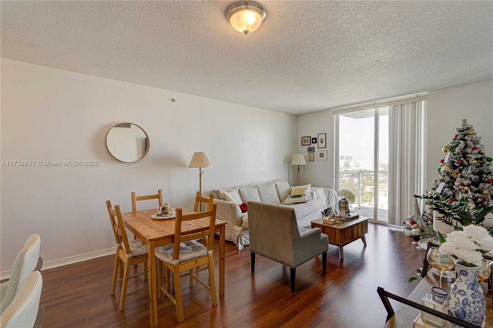 Small Image of 900 SOUTH WEST 8TH ST #1208, Miami Number 24