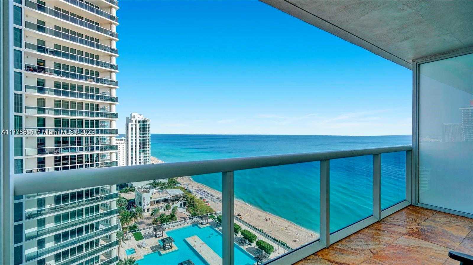 Small Image of 1830 SOUTH OCEAN DR #2209, Hallandale Beach Number 3