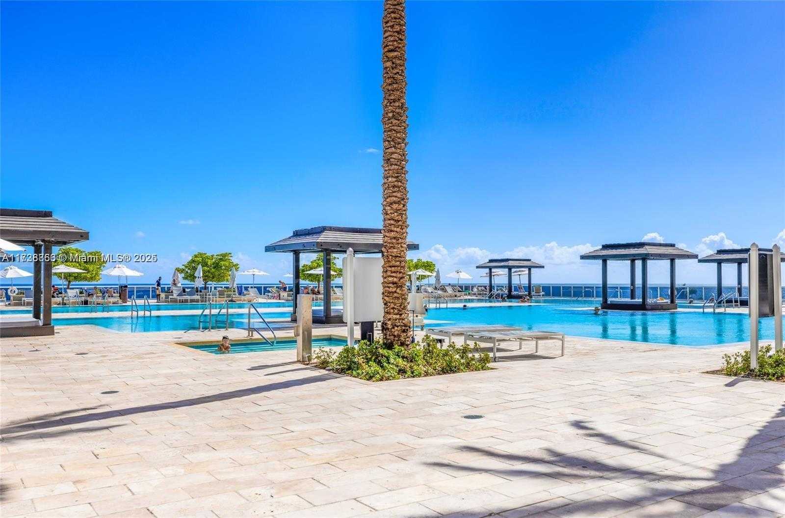 Small Image of 1830 SOUTH OCEAN DR #2209, Hallandale Beach Number 32